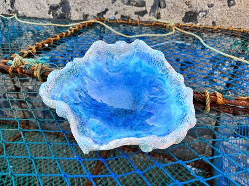 Blaue Keramikschale, Vulkanmeer und Lanzarote